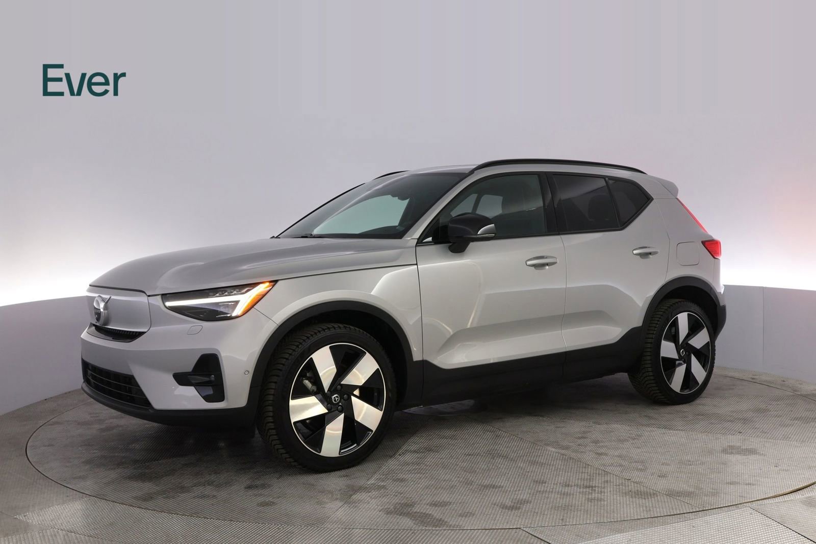 Used 2023 Volvo XC40 Recharge Ultimate AWD/4WD image 25