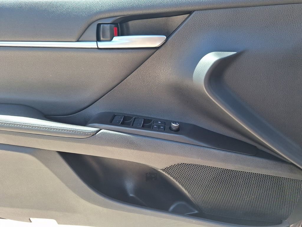 Used 2024 Toyota Camry XSE FWD image 21