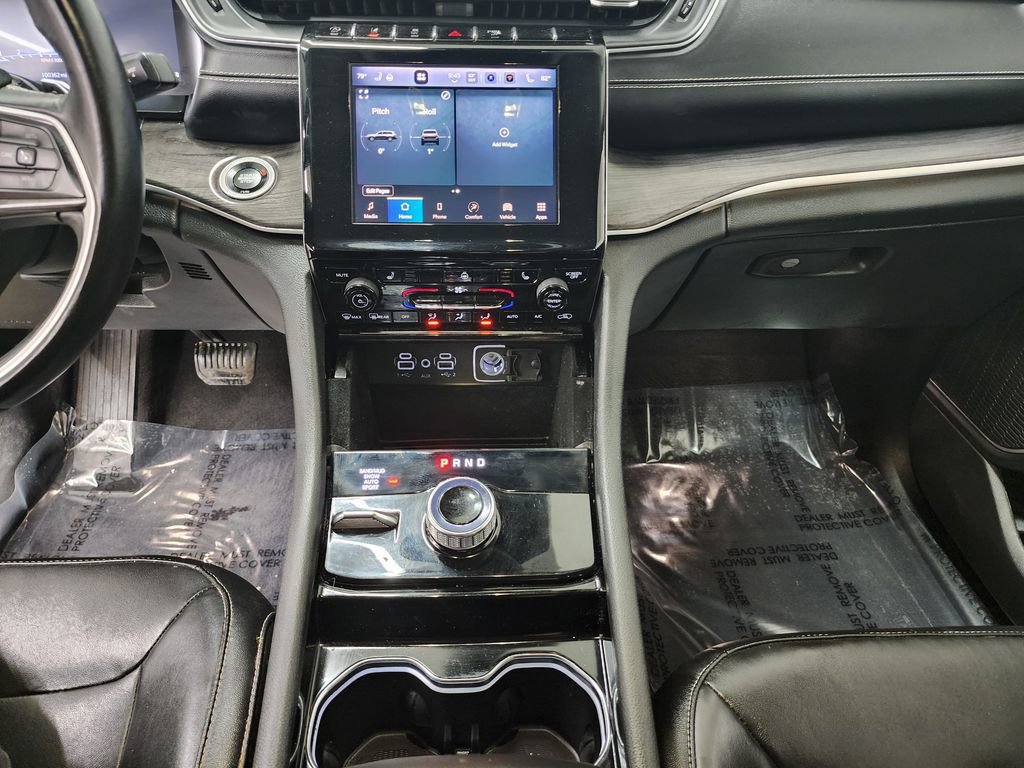 Used 2022 Jeep Grand Cherokee L Limited w/ MOPAR Finishing Package image 16