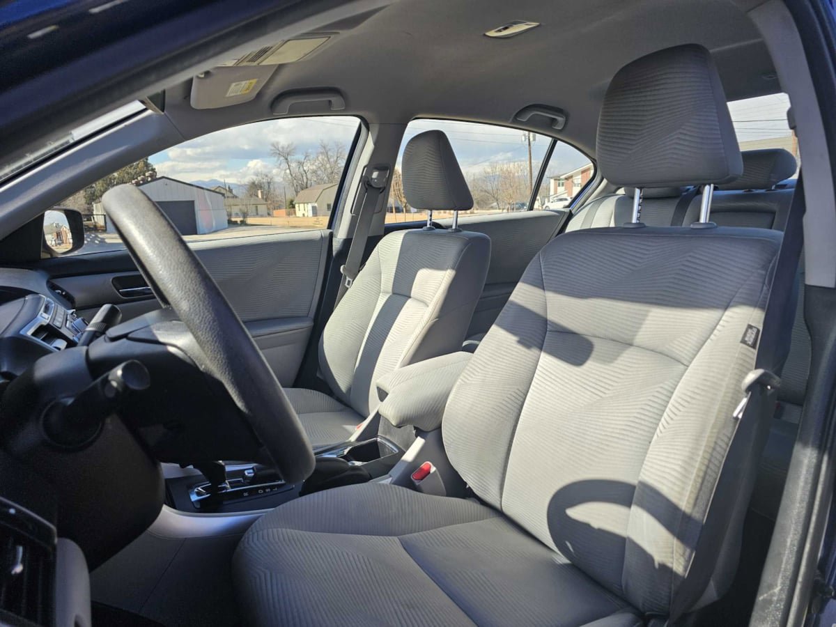 Used 2014 Honda Accord LX image 11