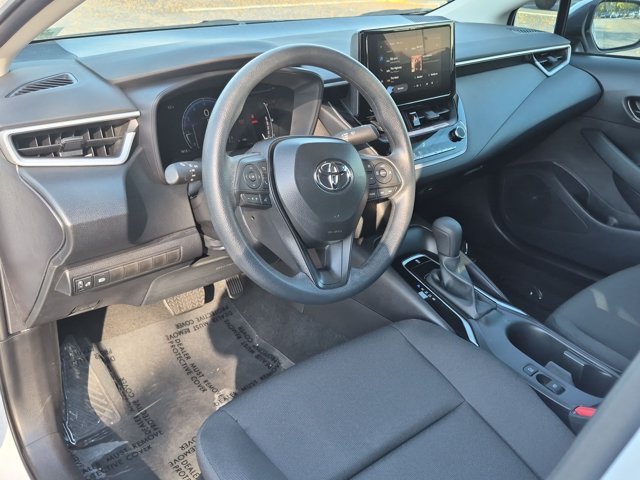 Used 2026 Toyota Corolla LE FWD image 4