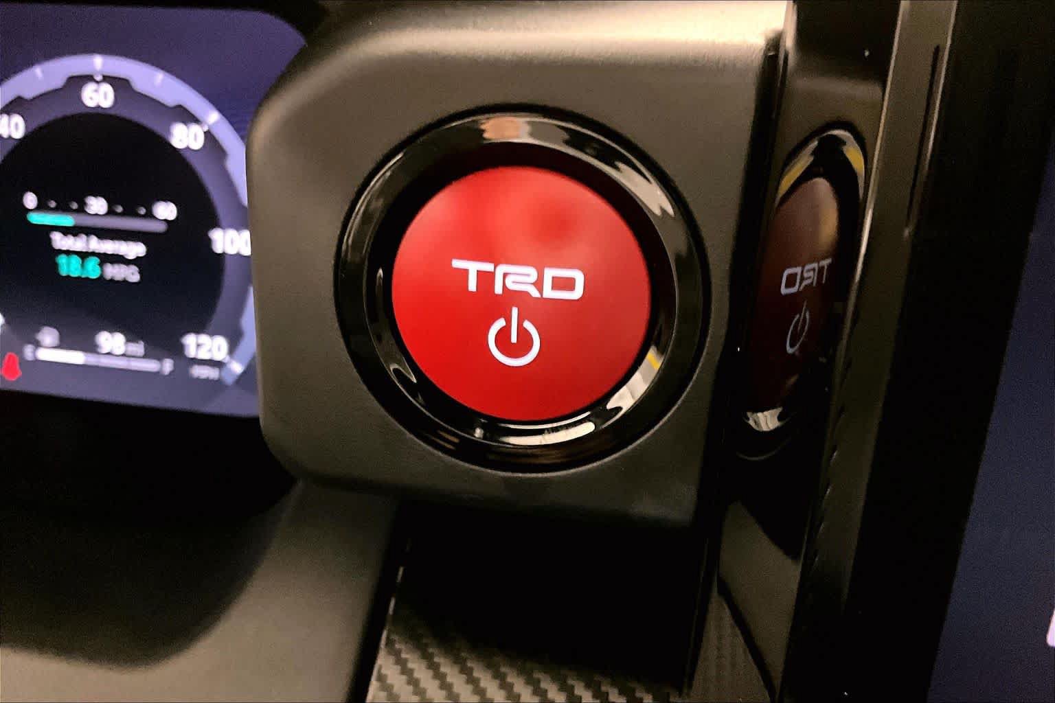 Used 2025 Toyota Tacoma TRD Pro AWD/4WD image 33
