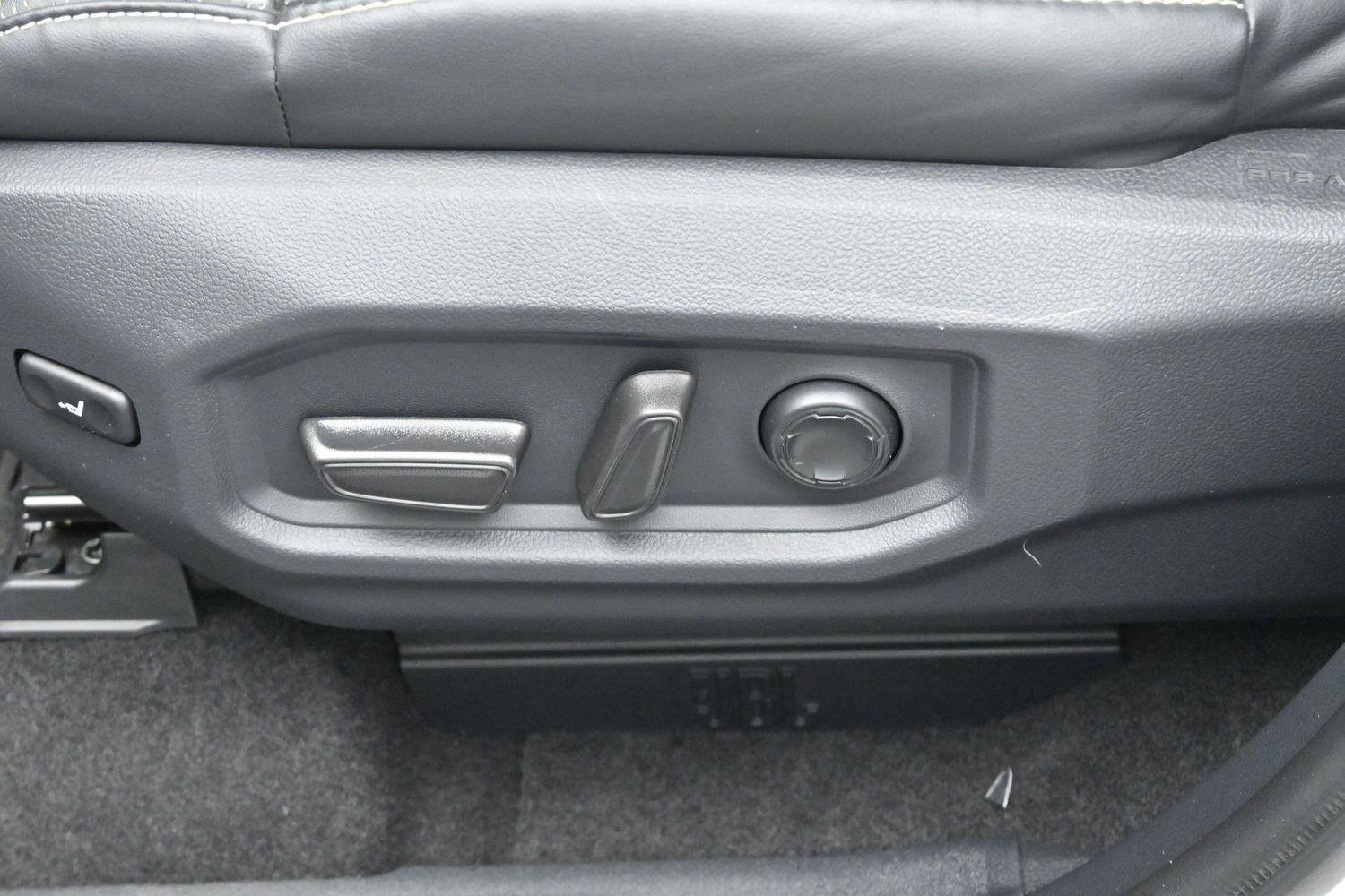 Used 2023 Toyota Tundra Capstone AWD/4WD image 15