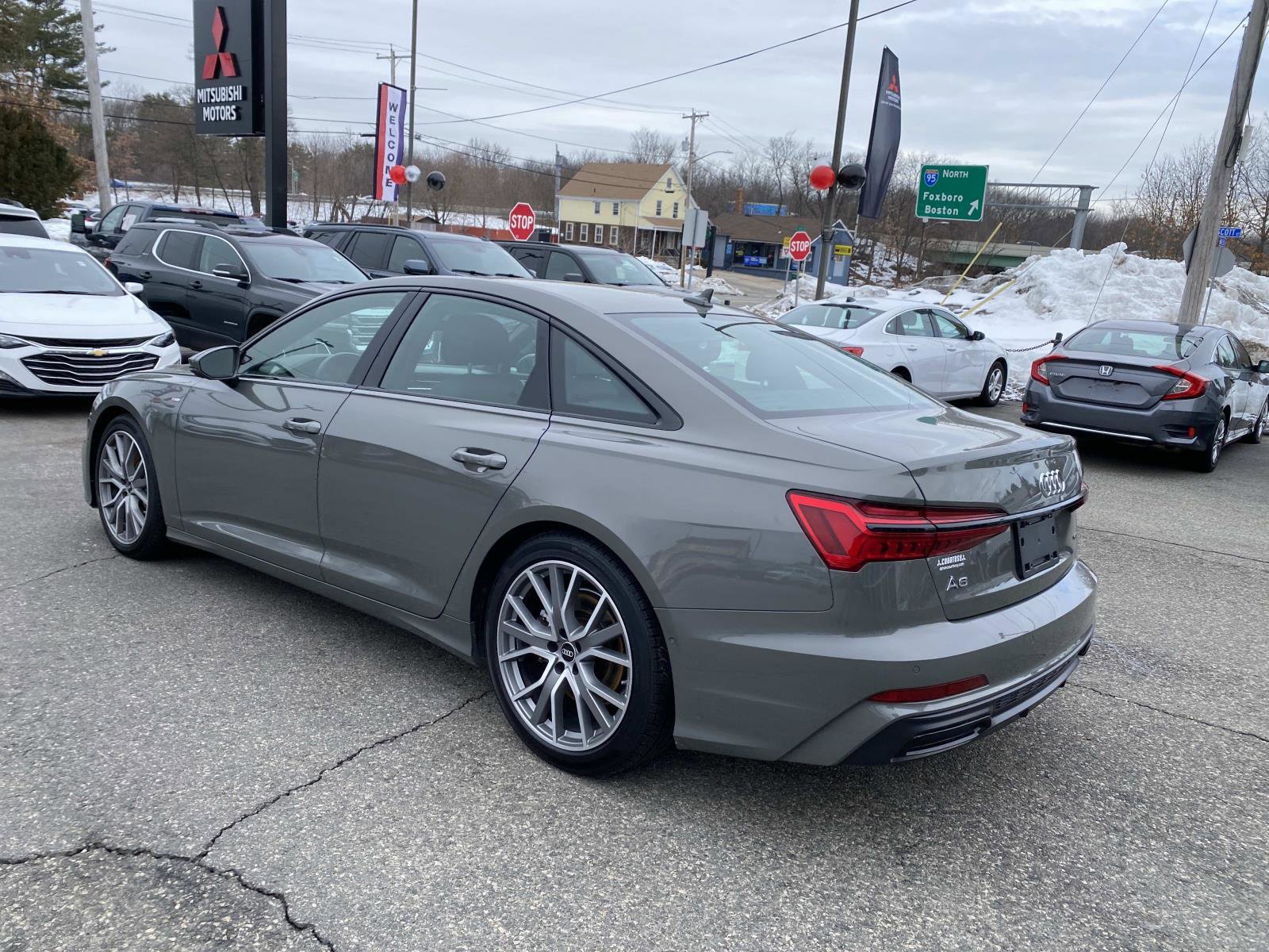 Used 2022 Audi A6 Premium Plus w/ Premium Plus Package image 3