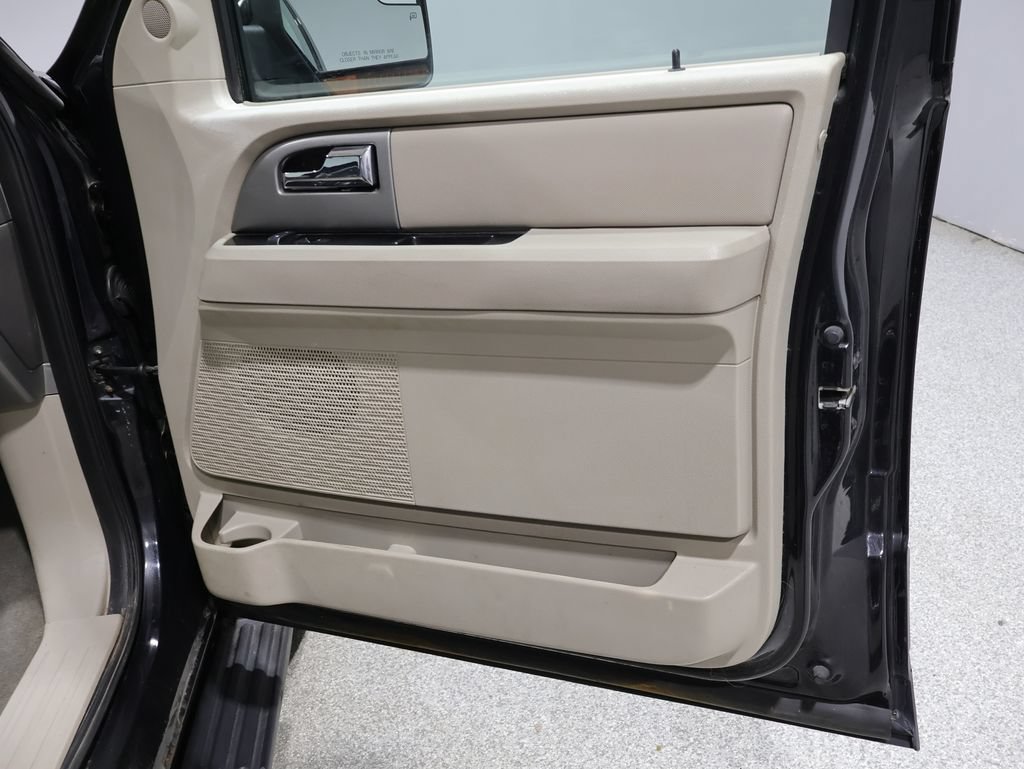 Used 2012 Ford Expedition Limited AWD/4WD image 29