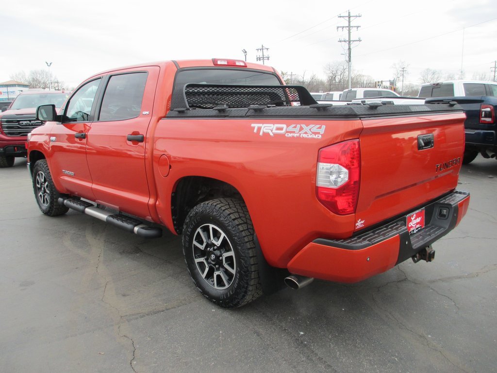 Used 2018 Toyota Tundra SR5 w/ TRD Off Road Package image 10