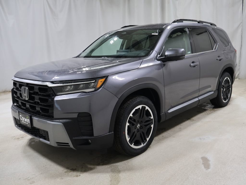 New 2026 Honda Pilot Touring image 3