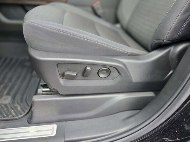 Used 2025 Chevrolet Silverado 1500 LT image 33