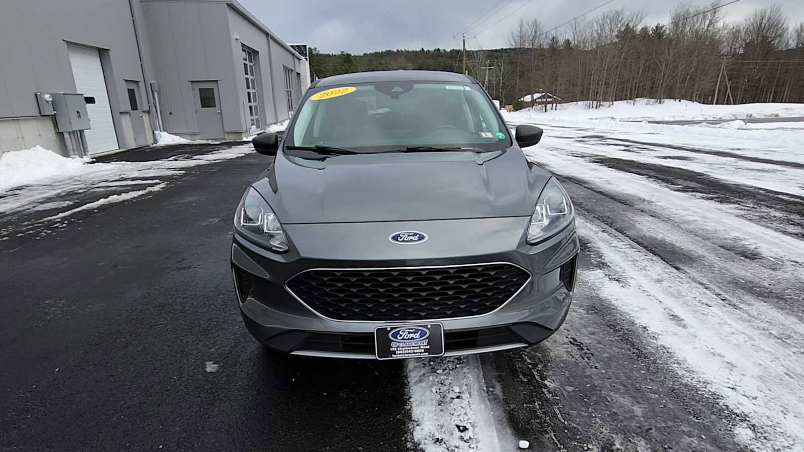 Used 2022 Ford Escape SE w/ Convenience Package image 3