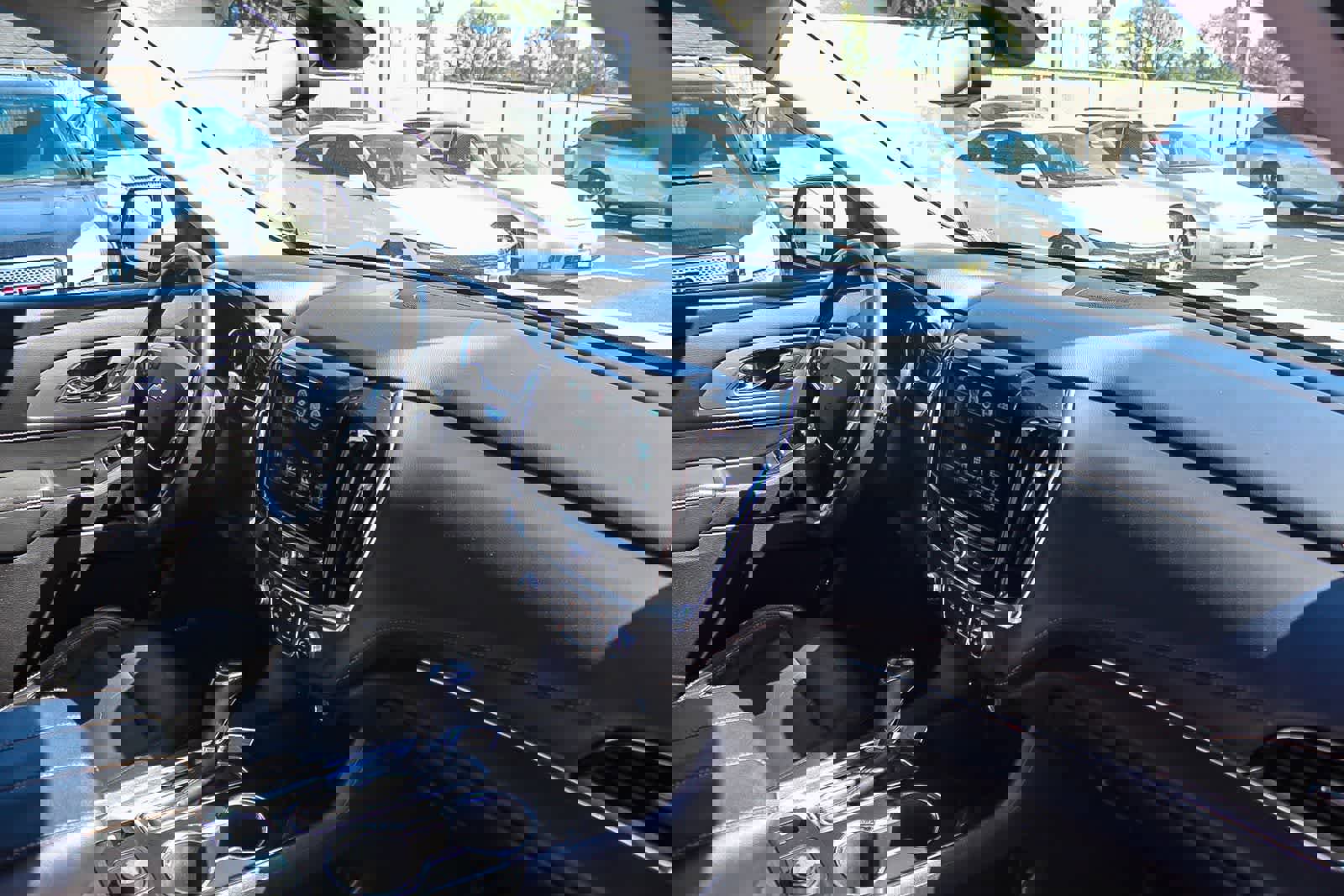 Used 2018 Chevrolet Traverse RS image 23