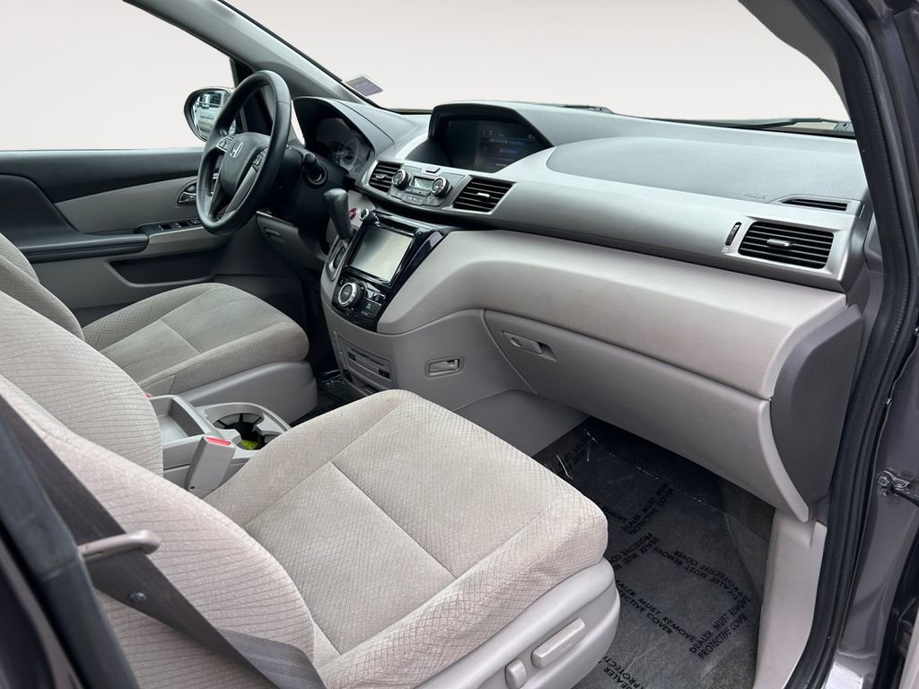 Used 2016 Honda Odyssey SE image 26