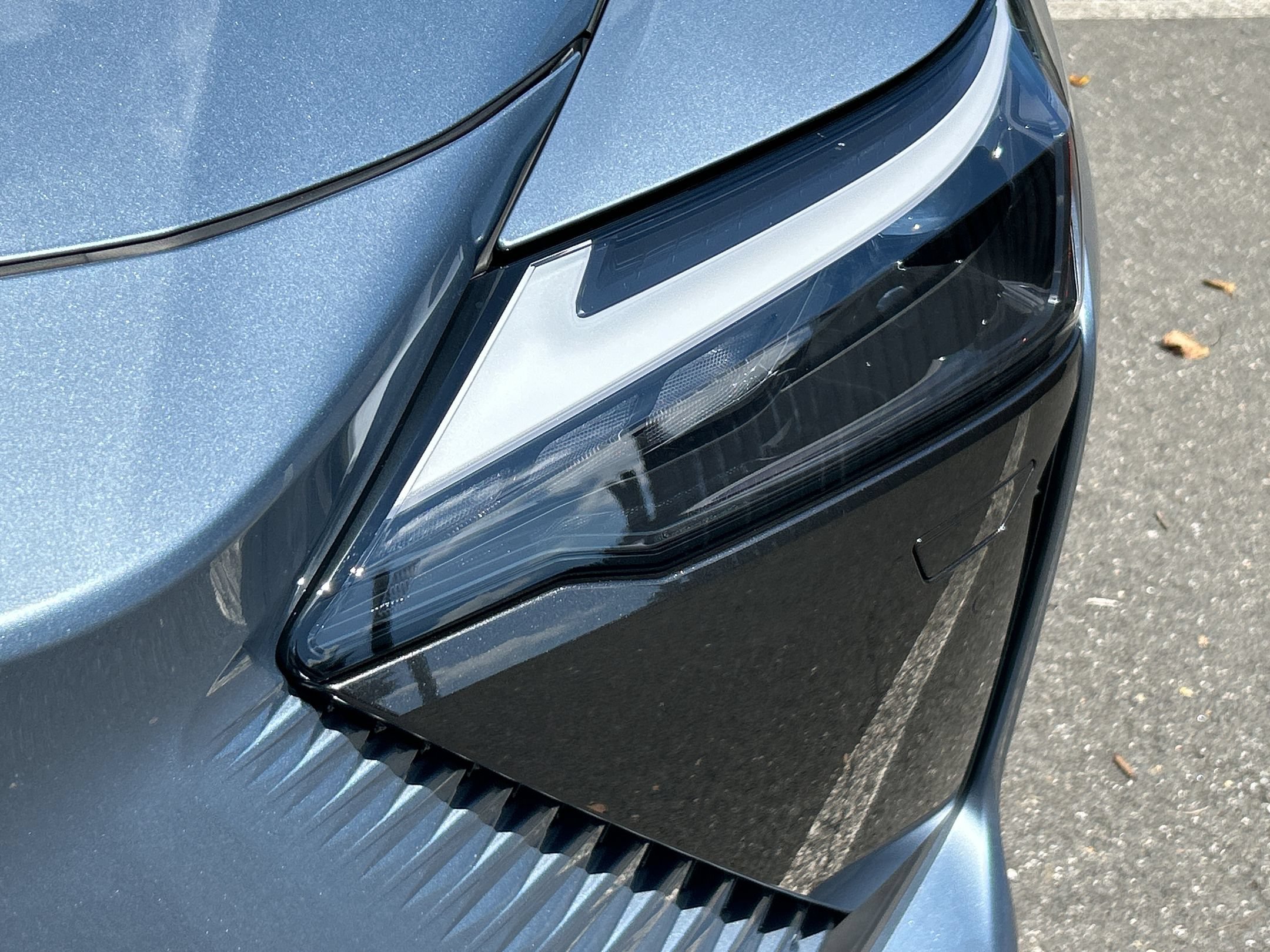 Used 2025 Lexus RZ 450e w/ Technology Package AWD/4WD image 11