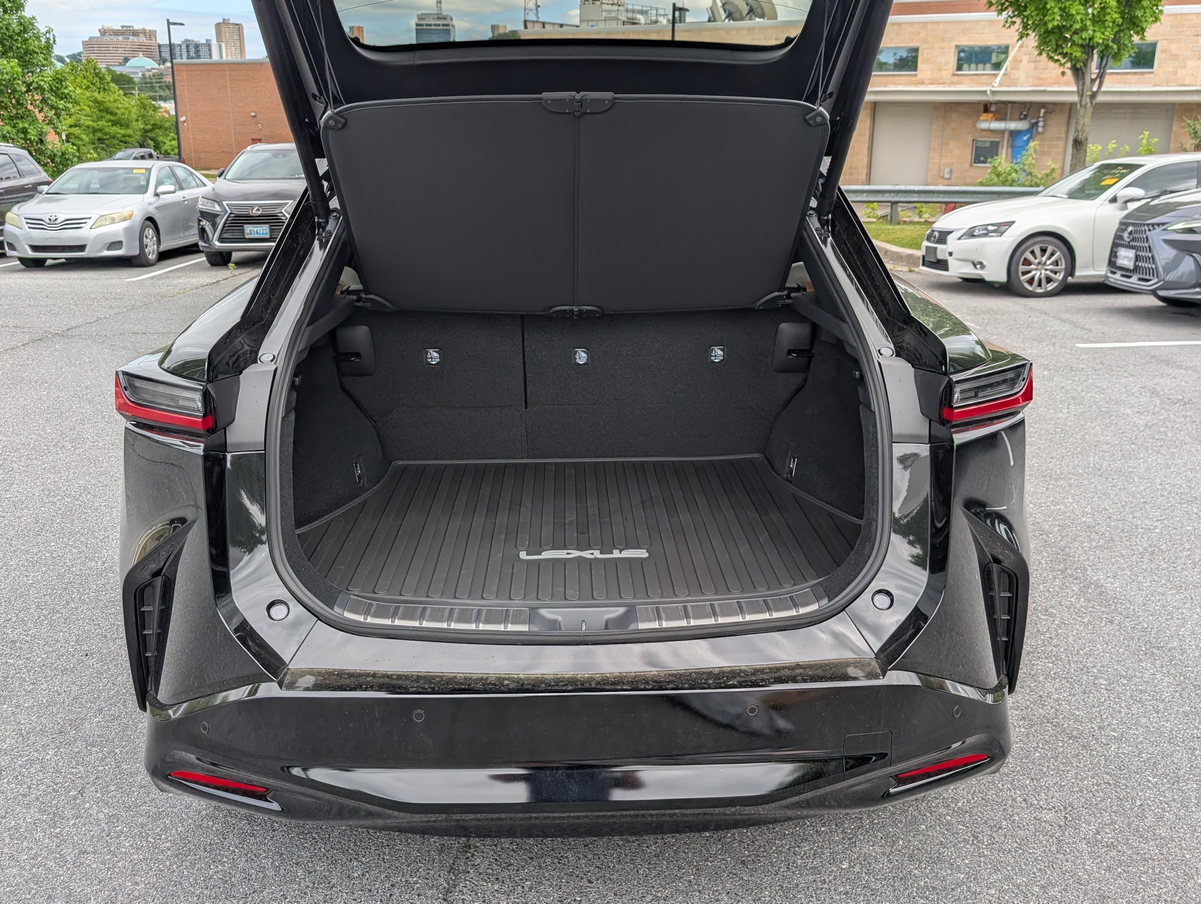 New 2026 Lexus RZ 450e AWD image 9