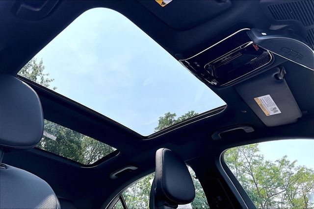Certified 2024 Mercedes-Benz C 300 4MATIC Sedan image 11
