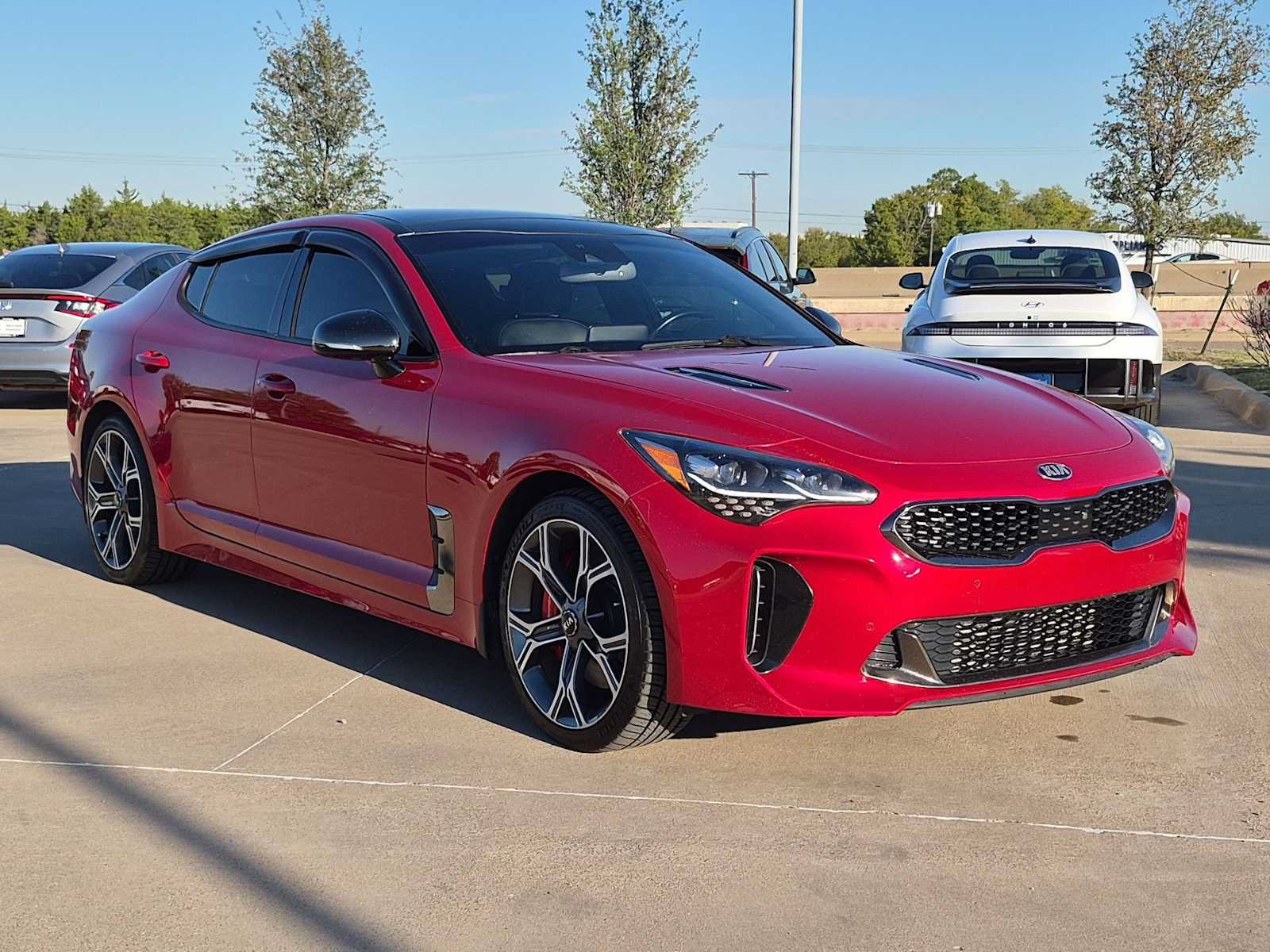 Used 2019 Kia Stinger GT2 AWD/4WD image 16