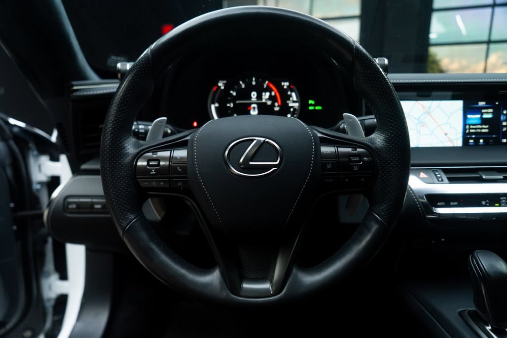 Used 2018 Lexus LC 500 Coupe w/ Touring Package RWD image 27