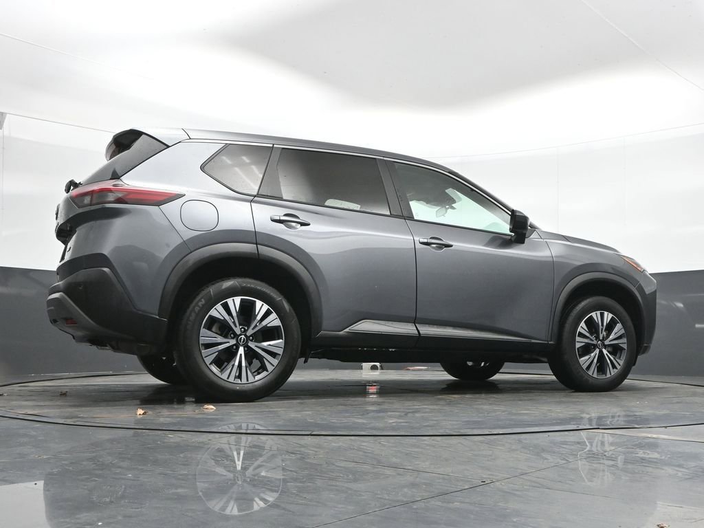 Used 2023 Nissan Rogue SV image 45