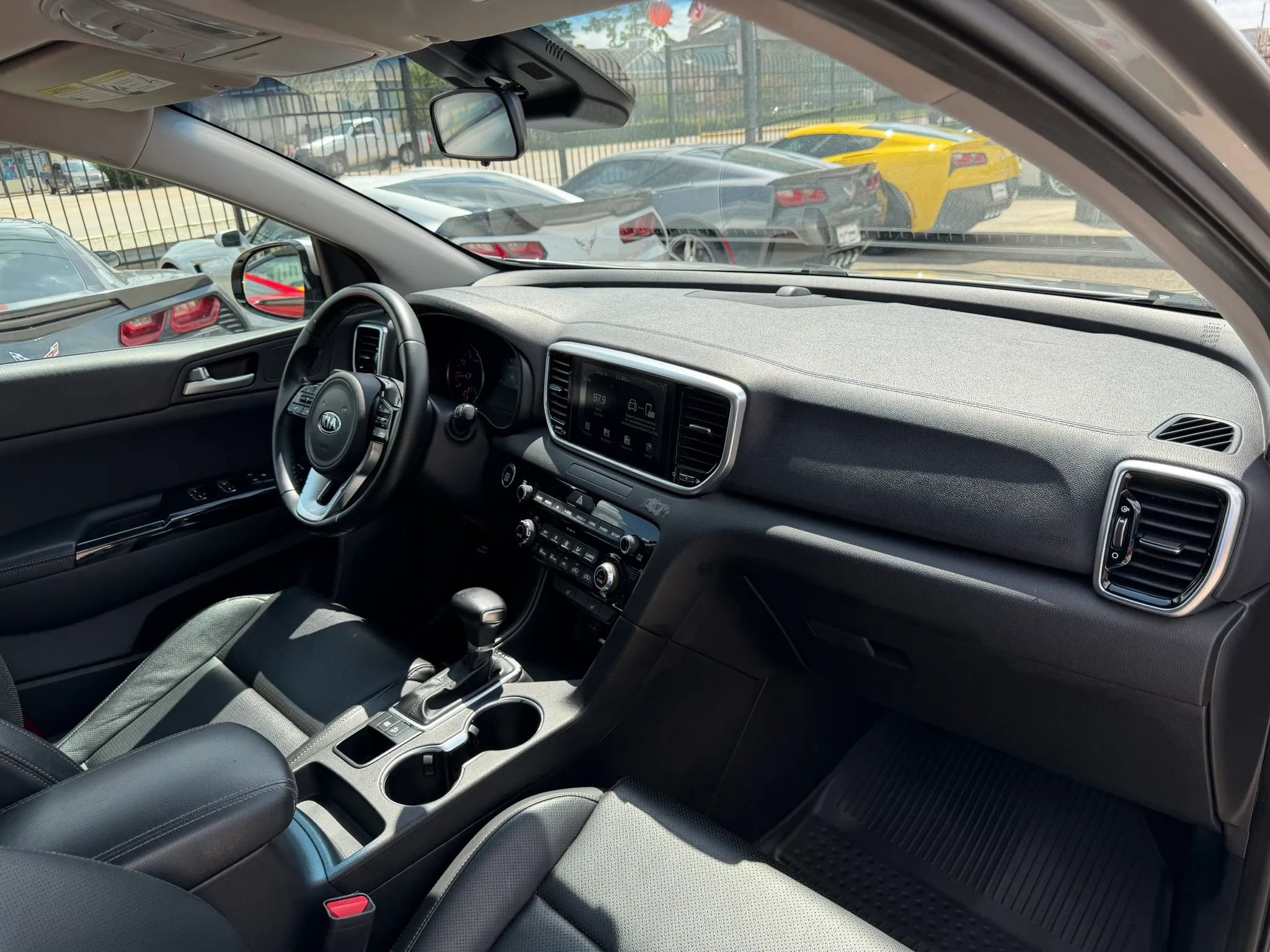 Used 2020 Kia Sportage EX FWD image 22