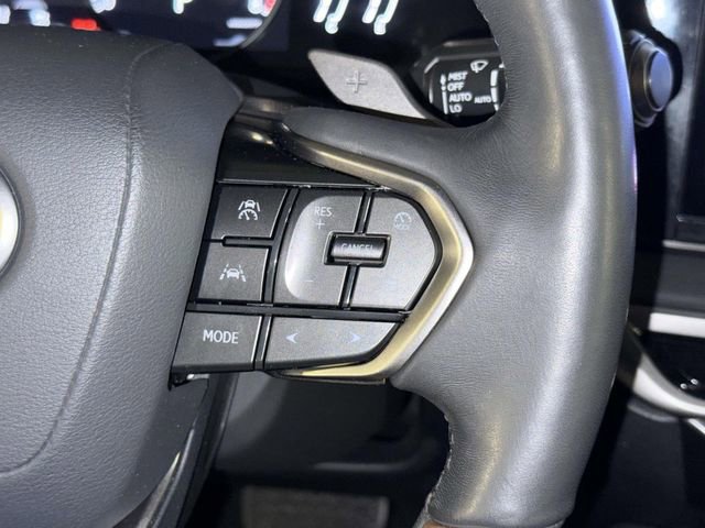 Used 2023 Lexus RX 350 Premium w/ Accessory Package AWD/4WD image 31