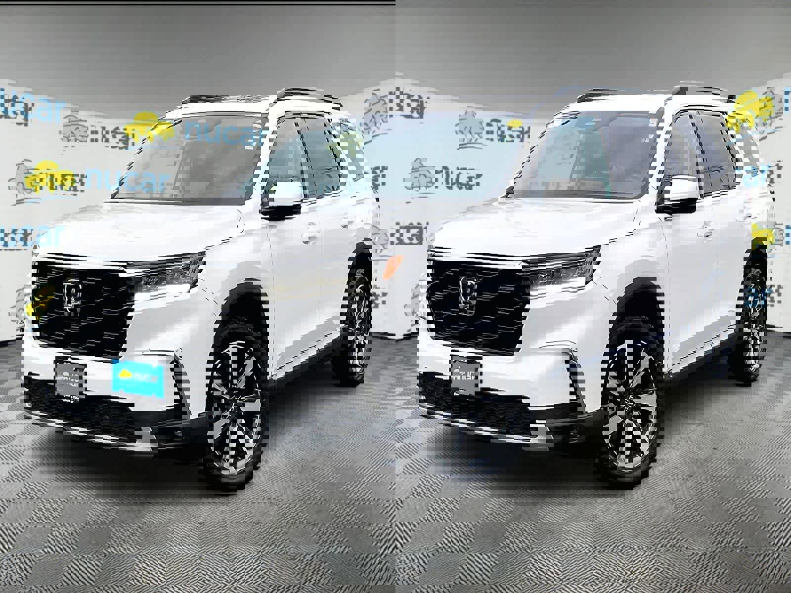 Used 2025 Honda Pilot Touring image 3