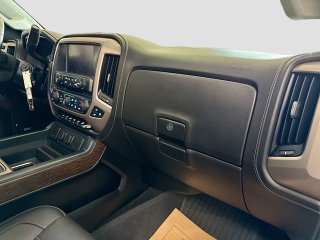Used 2017 GMC Sierra 3500 Denali w/ Duramax Plus Package AWD/4WD image 30