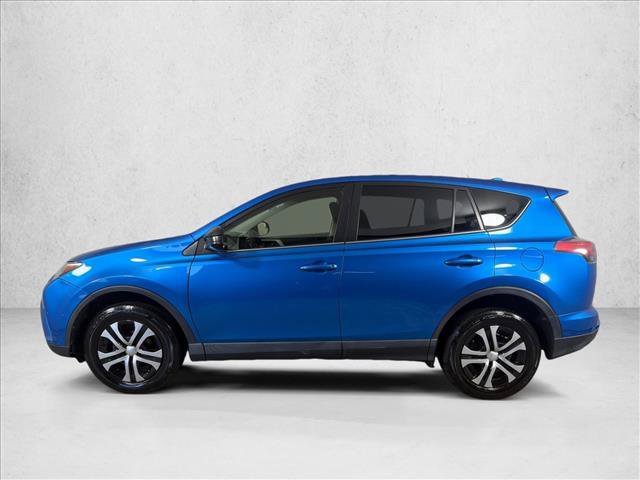 Used 2018 Toyota RAV4 LE AWD/4WD image 6