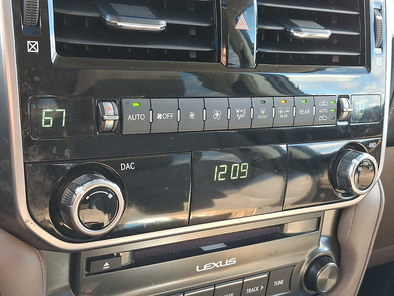 Used 2023 Lexus GX 460 Premium image 15