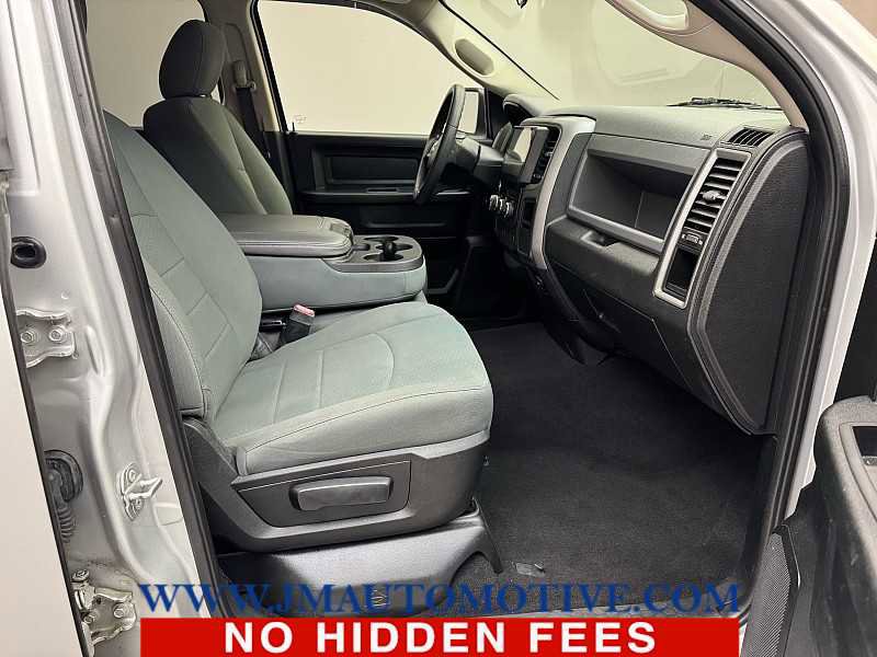 Used 2018 RAM 1500 Express w/ Express Value Package AWD/4WD image 19