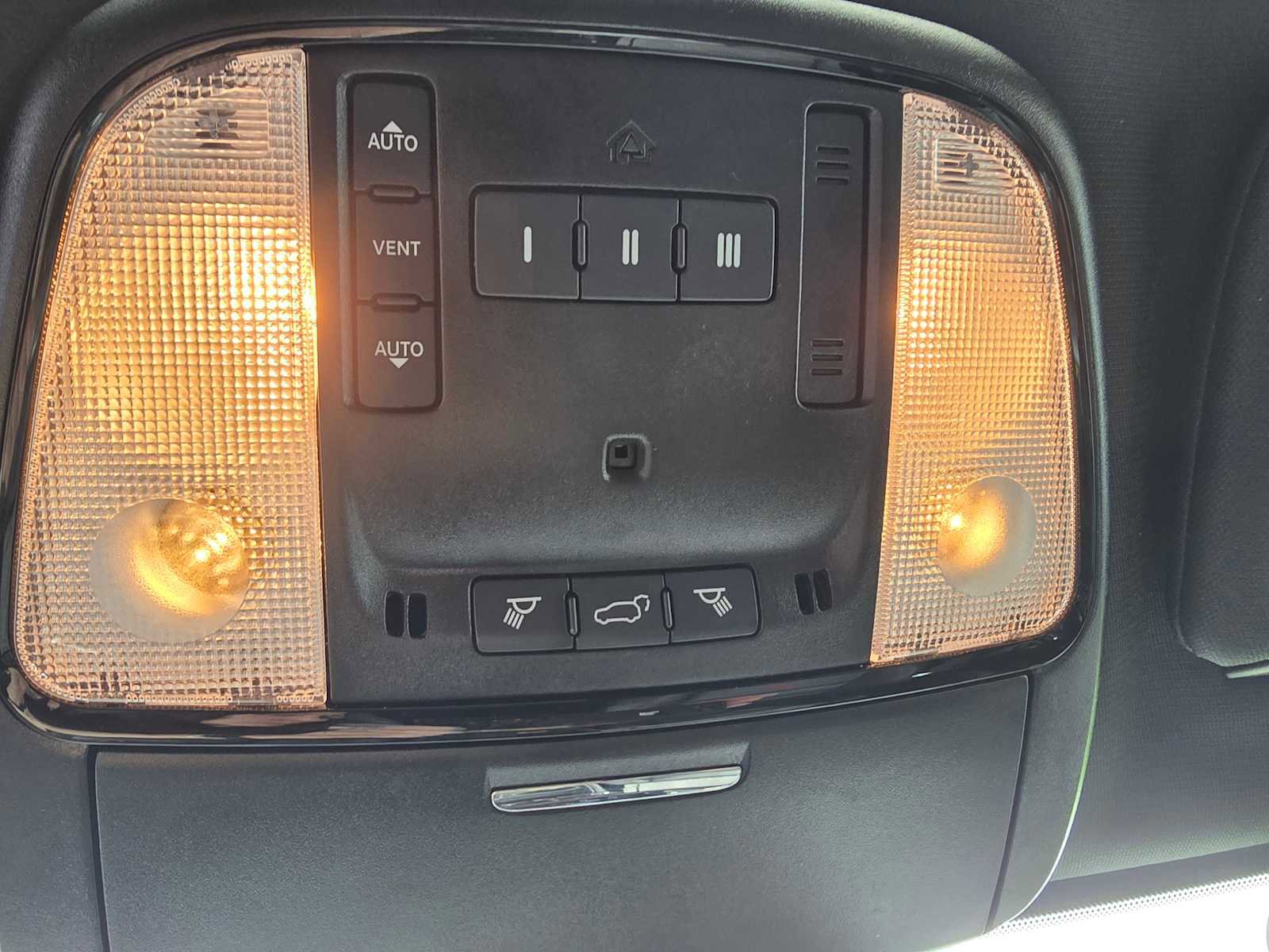 Used 2024 Dodge Durango GT AWD/4WD image 33