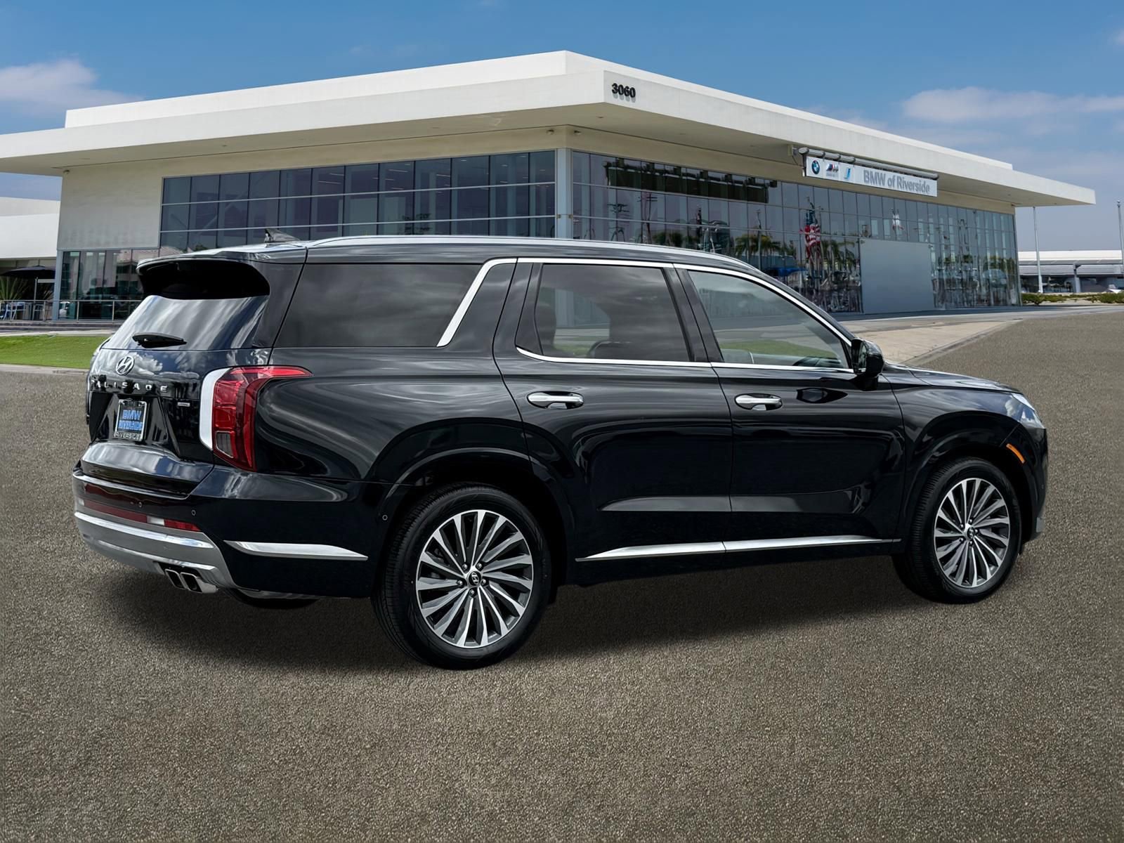 Used 2025 Hyundai Palisade Calligraphy AWD/4WD image 11