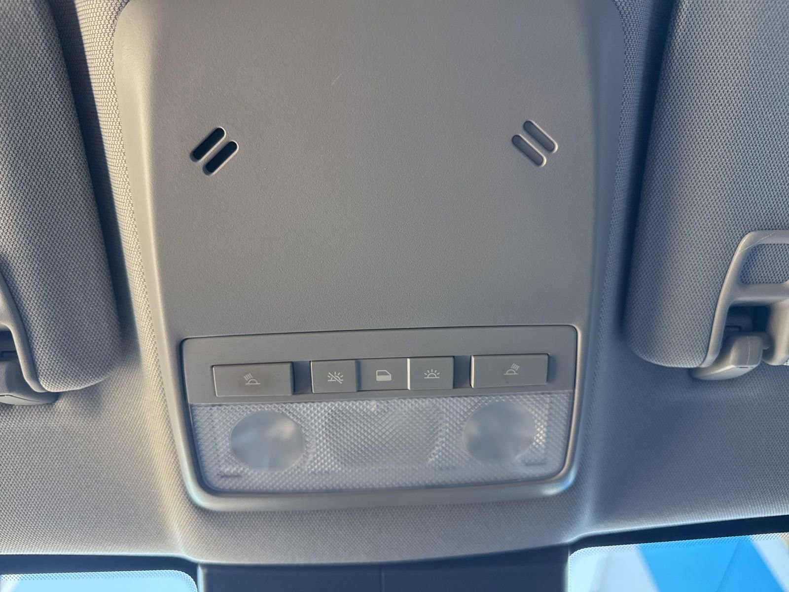 Used 2018 Chevrolet Trax LT w/ Driver Confidence Package AWD/4WD image 27