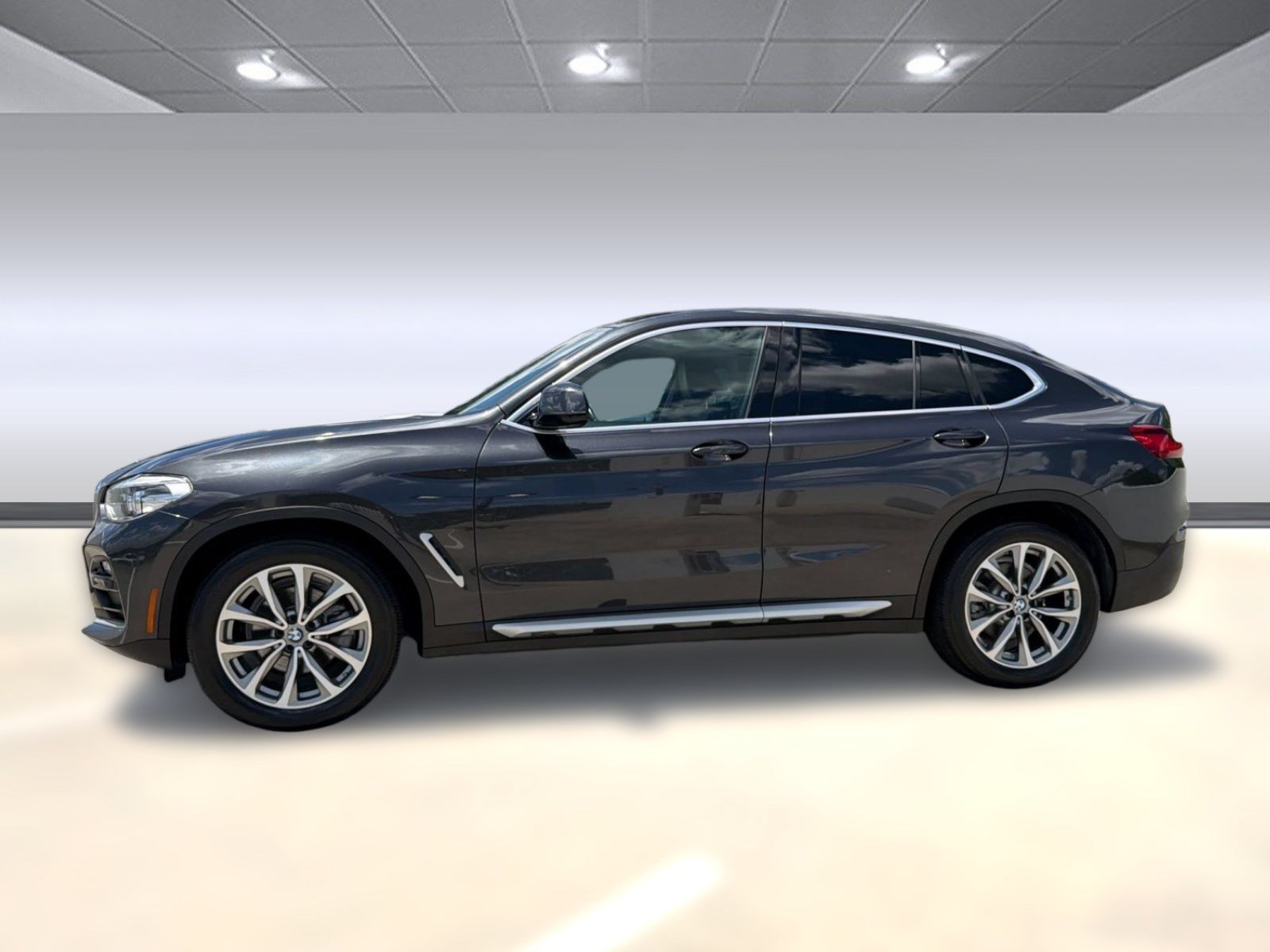 Used 2019 BMW X4 xDrive30i w/ Convenience Package AWD/4WD image 2