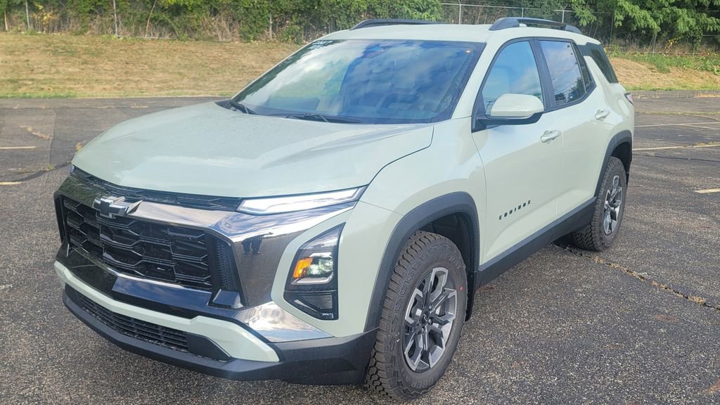 New 2026 Chevrolet Equinox ACTIV w/ Convenience Package III image 3