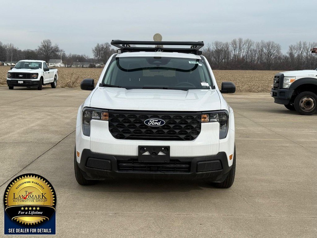Used 2025 Ford Maverick XL w/ Equipment Group 102A AWD/4WD image 2