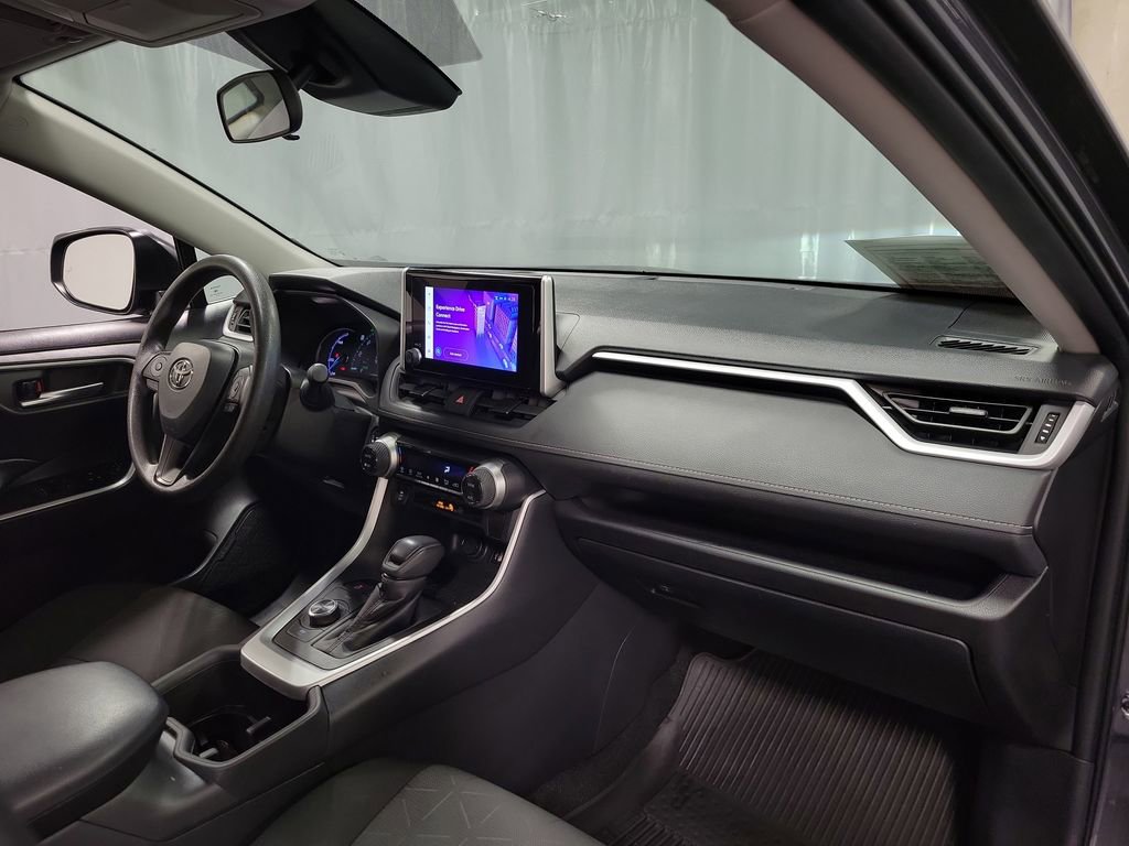 Used 2024 Toyota RAV4 XLE image 26