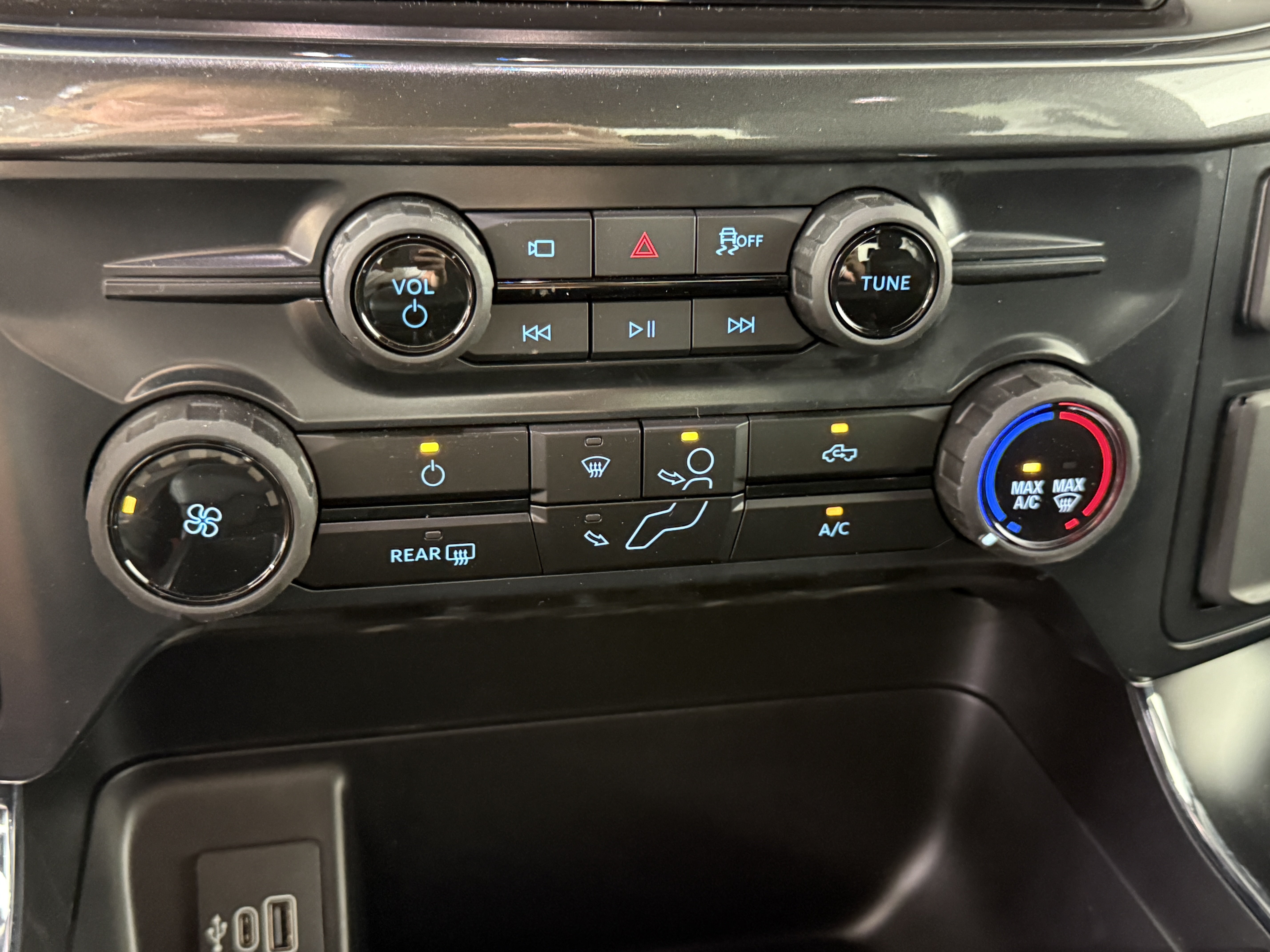 New 2026 Ford F150 STX w/ Equipment Group 200A RWD image 21