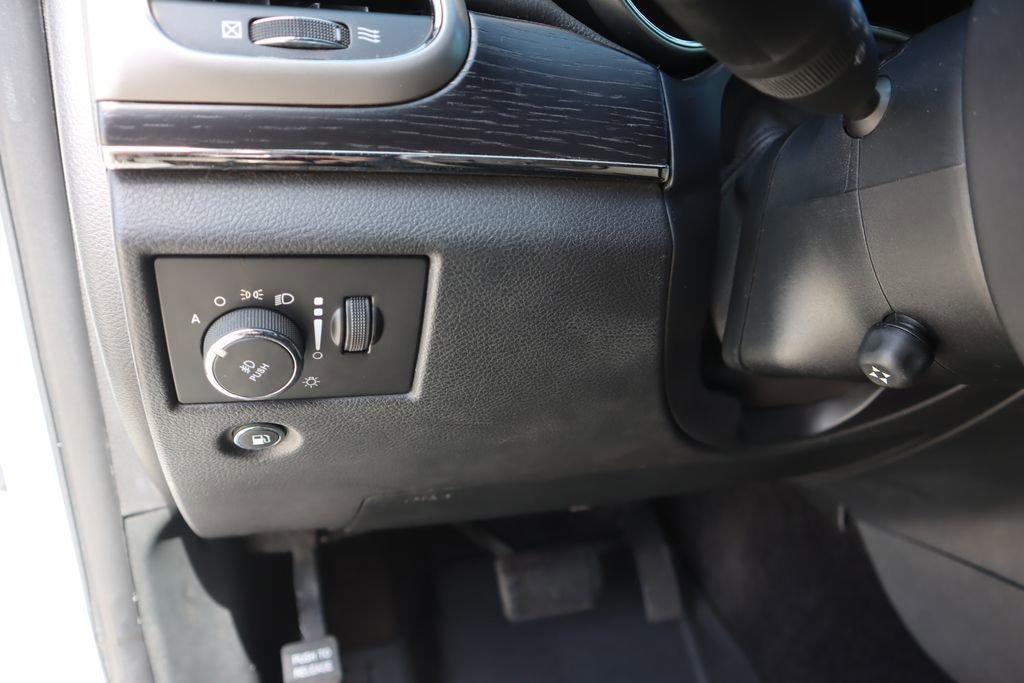 Used 2018 Jeep Grand Cherokee High Altitude image 11