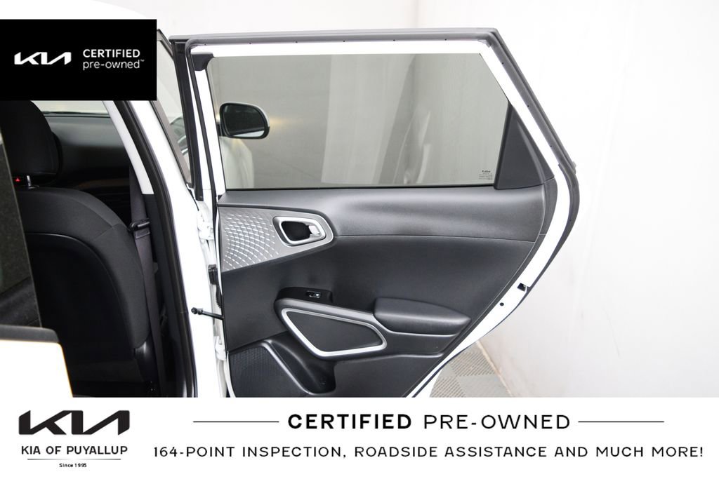 Certified 2025 Kia Soul LX w/ LX Technology Package FWD image 14