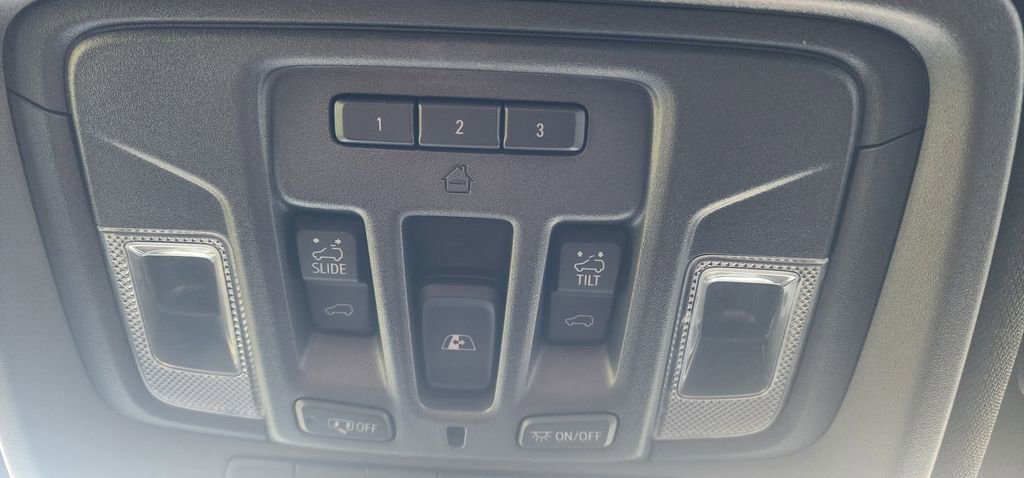 Used 2023 GMC Sierra 3500 AT4 w/ AT4 Preferred Package AWD/4WD image 35