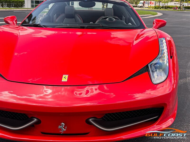 Used 2013 Ferrari 458 Spider RWD image 3