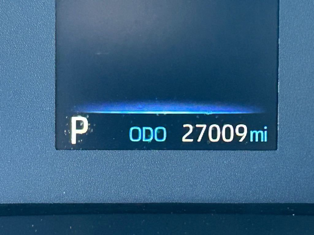 Used 2023 Toyota Corolla SE w/ SE Premium Package image 23