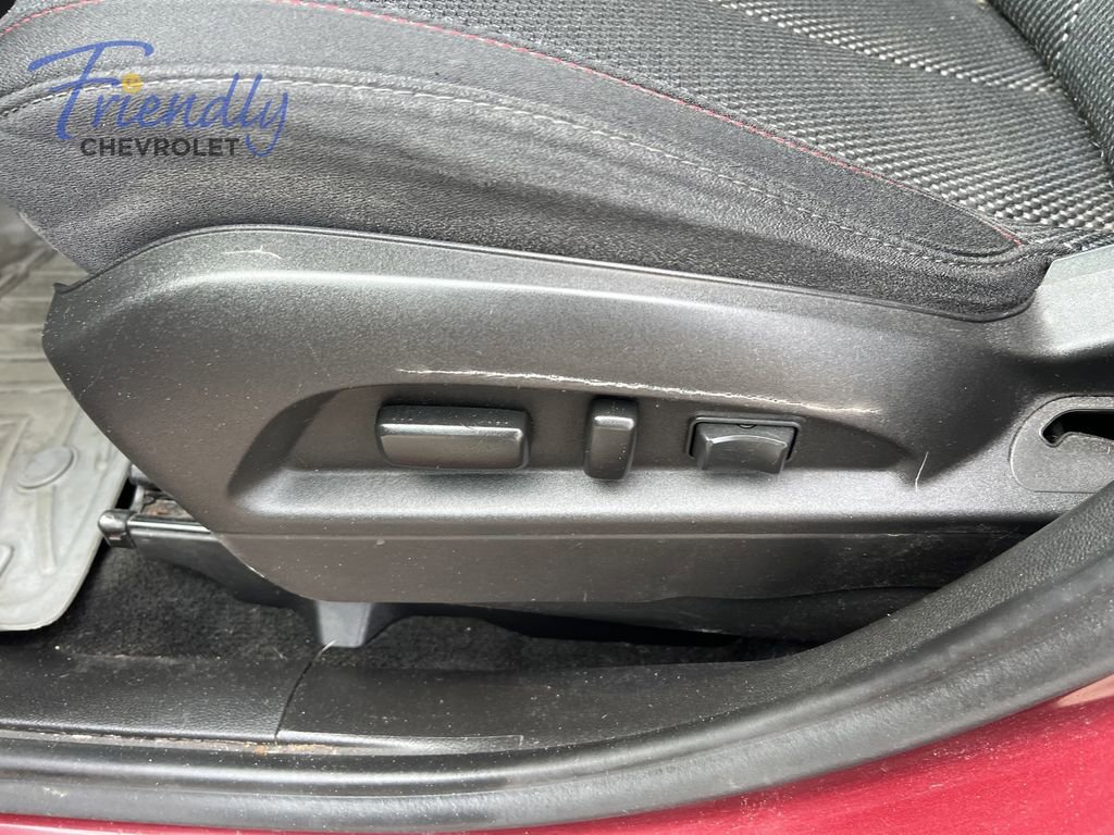 Used 2017 Chevrolet Equinox LT w/ Convenience Package AWD/4WD image 18