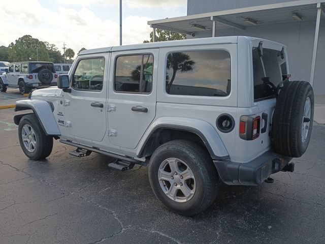 Certified 2018 Jeep Wrangler Unlimited Sahara AWD/4WD image 3