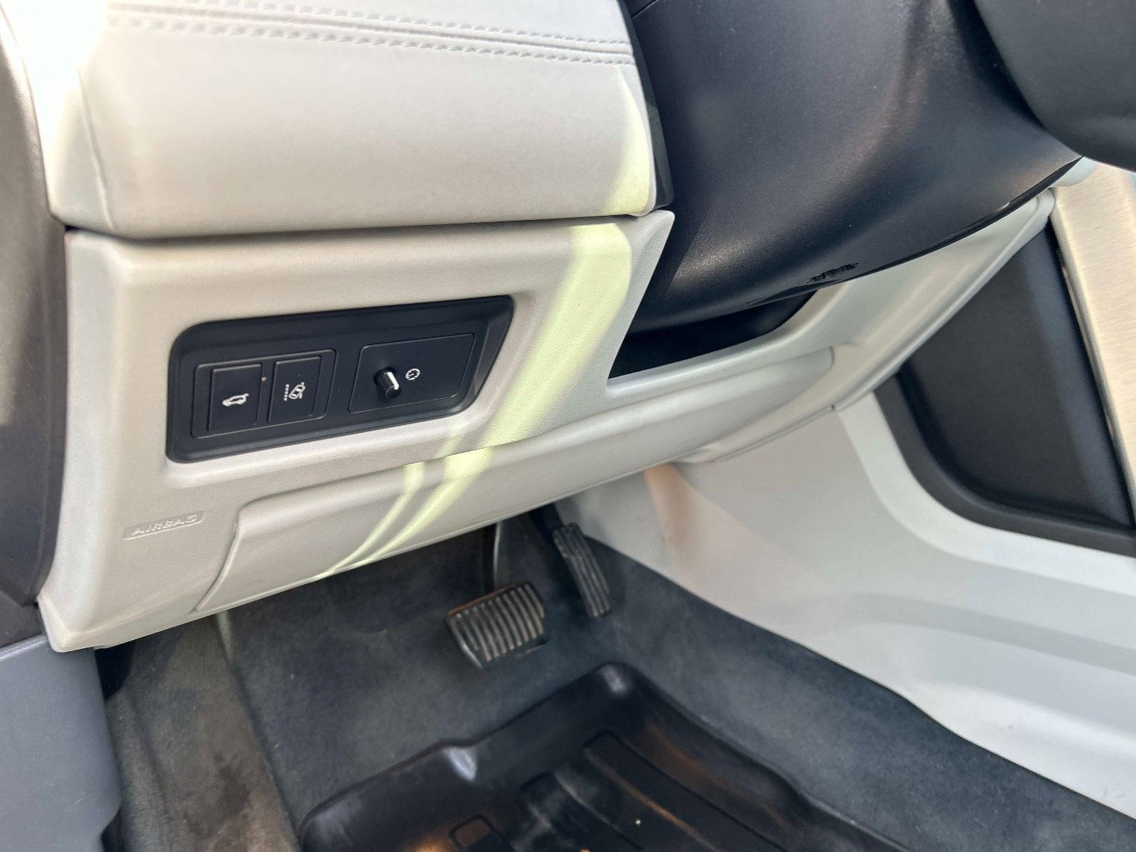 Used 2016 Land Rover Discovery Sport HSE image 20