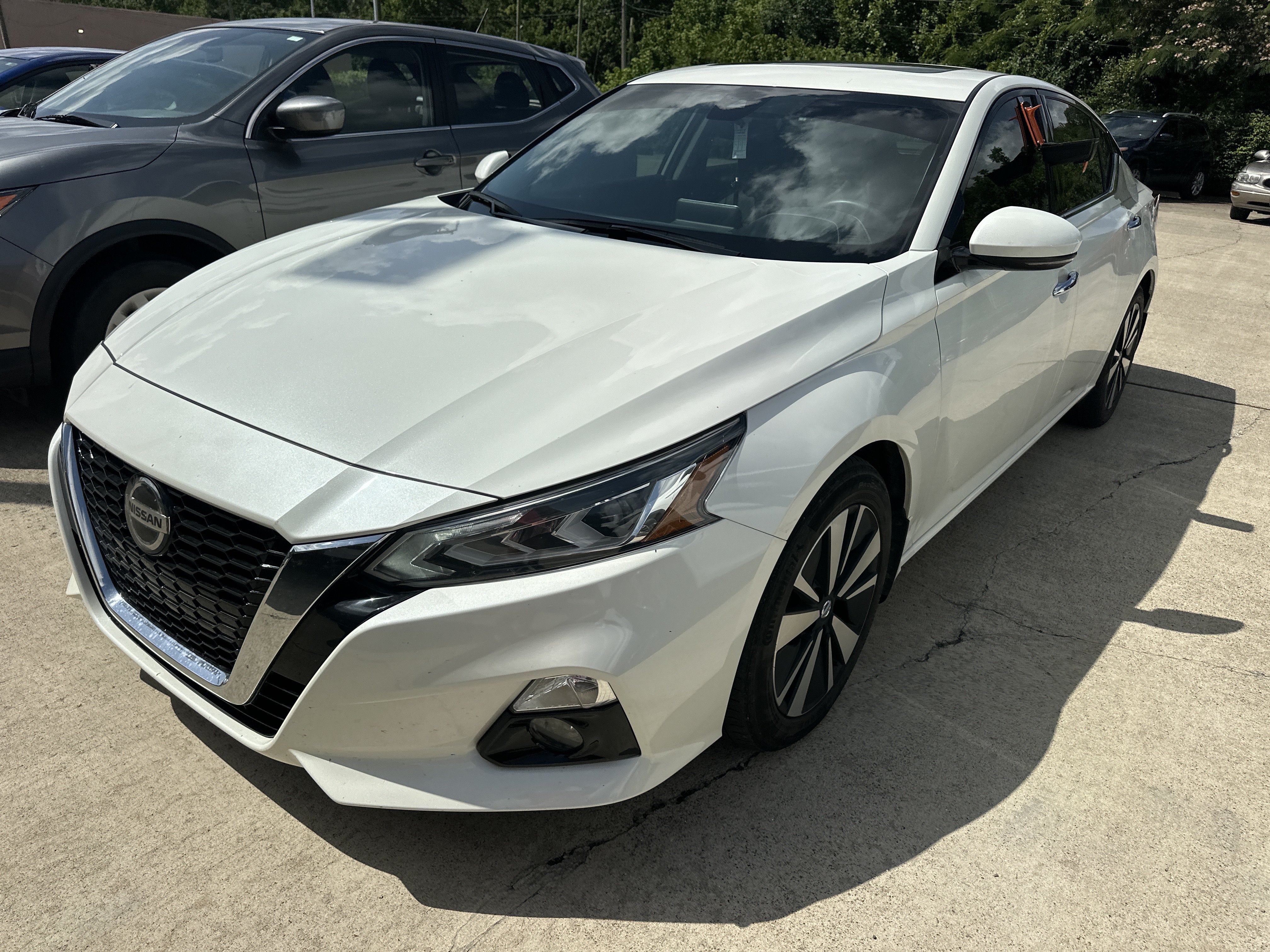 Used 2021 Nissan Altima 2.5 SL FWD image 10