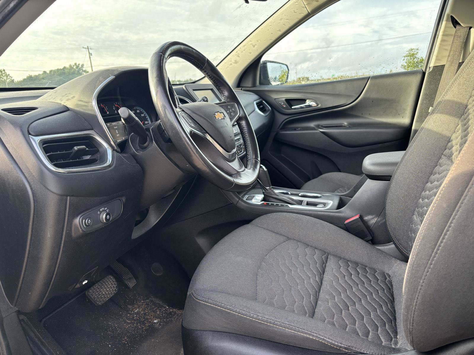 Used 2018 Chevrolet Equinox LT AWD/4WD image 14