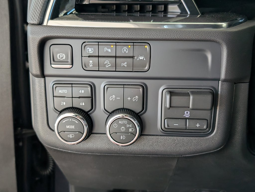 New 2026 Chevrolet Tahoe RST AWD/4WD image 17