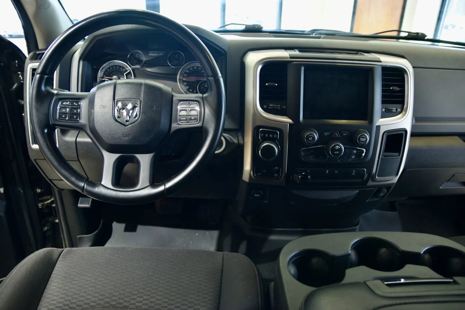 Used 2020 RAM 1500 Classic Warlock w/ Luxury Group image 16