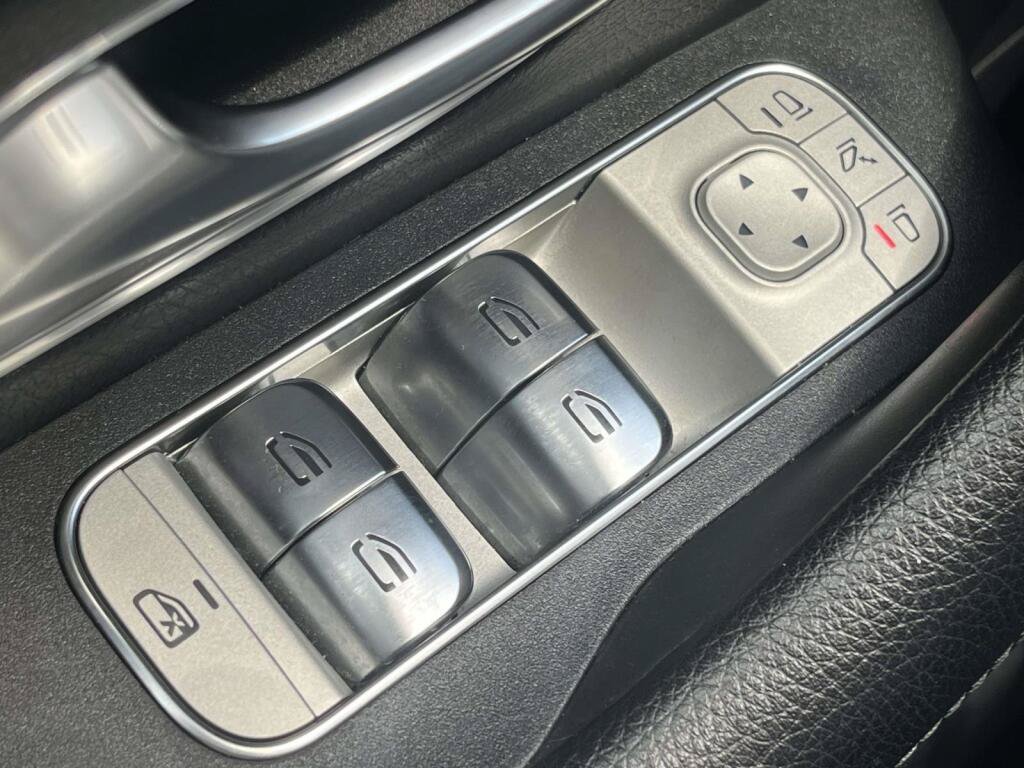 Certified 2025 Mercedes-Benz GLS 450 4MATIC w/ AMG Line Exterior image 37