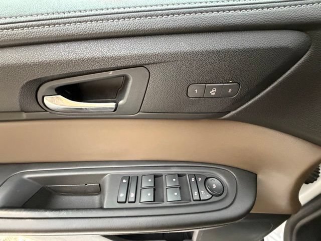 Used 2017 GMC Acadia Limited SLT AWD/4WD image 28